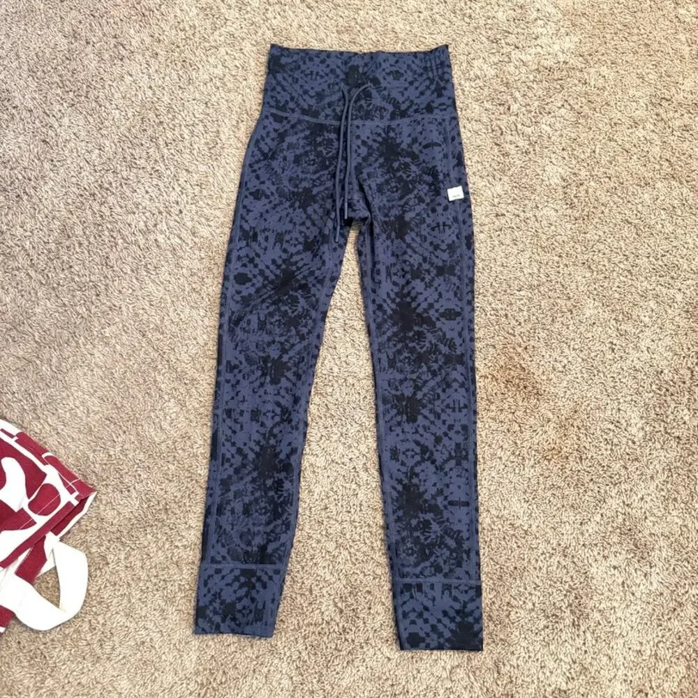 Vuori Daily XS high rise Ocean Shibori athletic legging P 3627